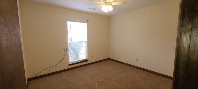 Building Photo - West Ashley Home- Forest Lakes Subdivision