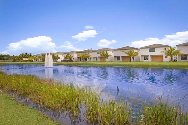 Building Photo - 17062 Watersprite Lakes Rd