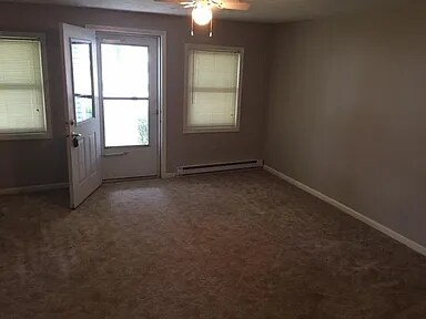 Building Photo - 204 W 2nd St