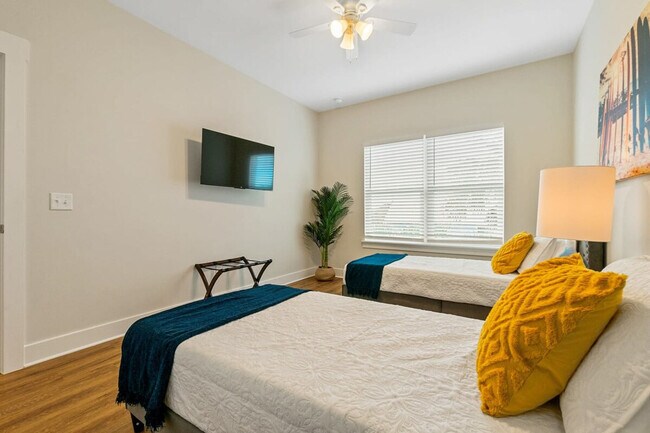 Building Photo - 6824 A1A S