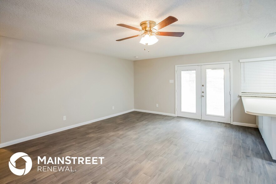 Building Photo - 1427 Caladium Dr
