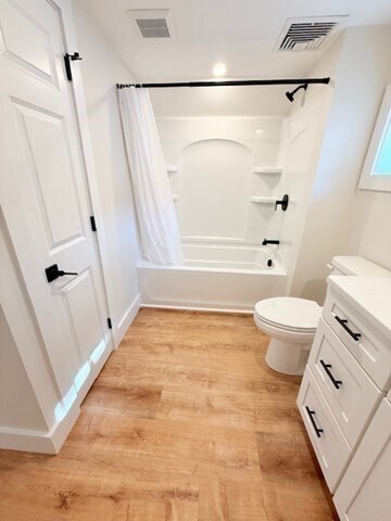 Building Photo - 244 Main St