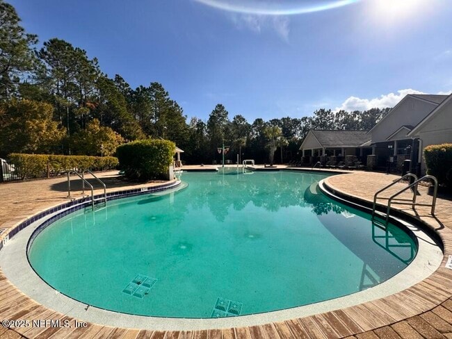 Building Photo - 15885 Bainebridge Dr