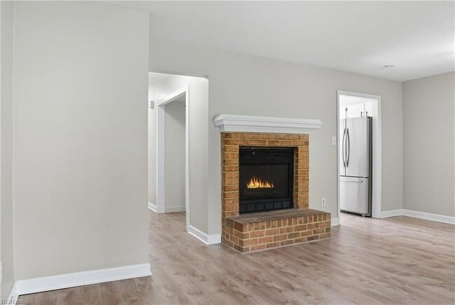 Building Photo - 2421 Julie Ct