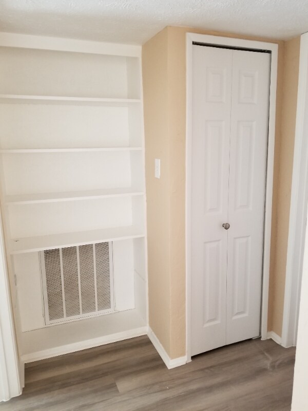 Building Photo - 5725 Baker Dr