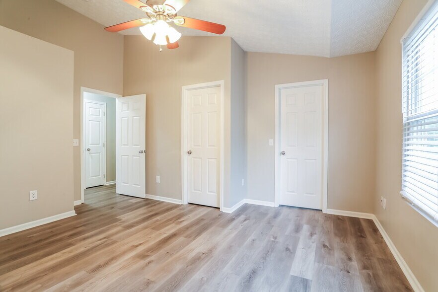 Building Photo - 8736 Arrowtip Ln