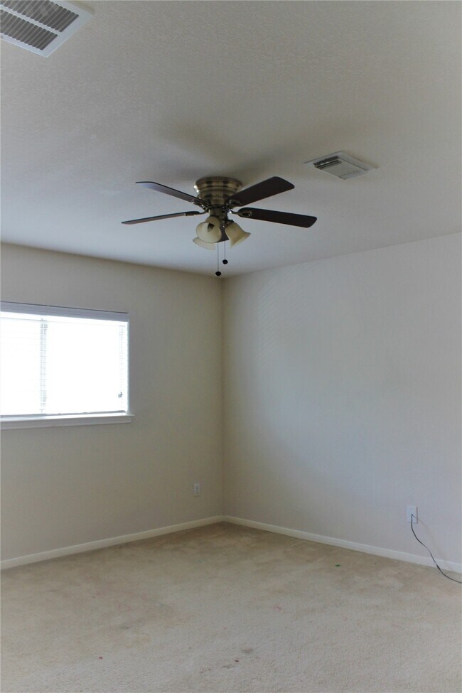 Building Photo - 18322 Tangle Tree Ln