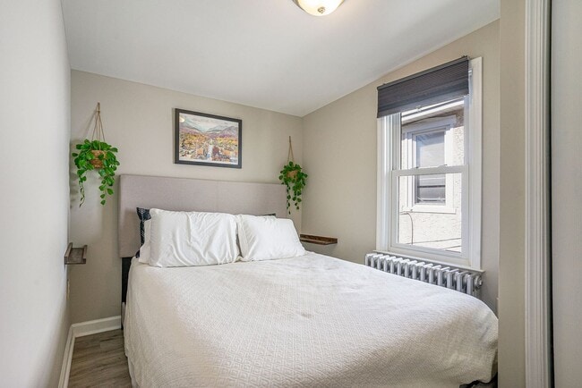 Building Photo - Beautiful 3 Bedroom Twin in Lansdale with garage $2,400/month