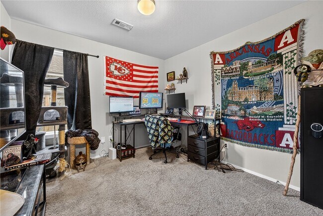 Building Photo - 967 E Sparrow Cir