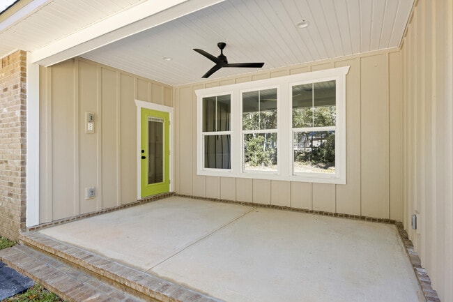 Building Photo - 119 Spruce St