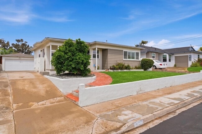 Building Photo - 6122 Nagel St