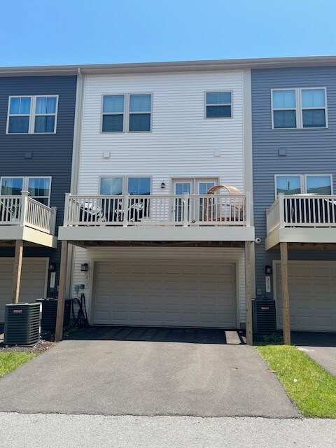 Building Photo - 213 Lyons Creek Dr