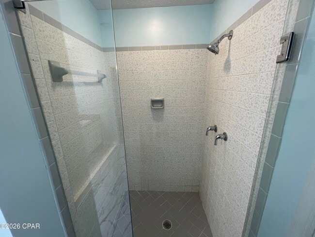 Building Photo - 140 Treasure Palm Dr