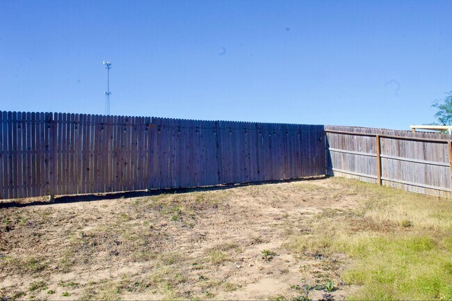 Building Photo - Butterfield Ranch