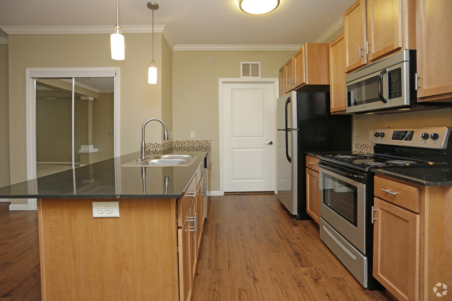 Interior Photo - Lyndale Plaza Apartments