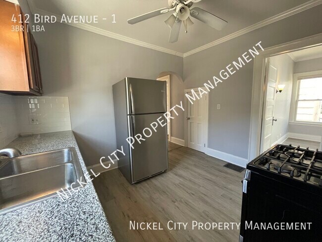 Building Photo - 412 Bird Ave