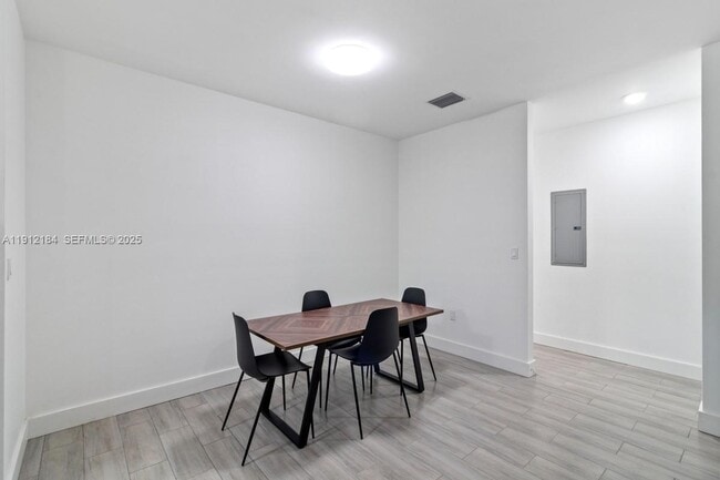 Building Photo - 1544 NW 59th St