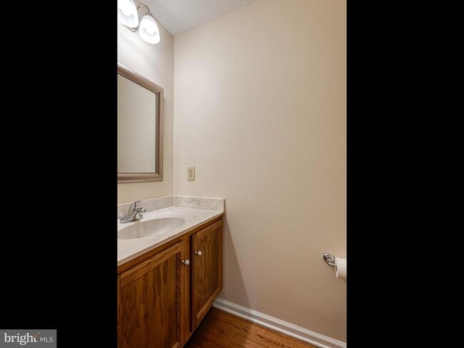 Building Photo - 1616 Todd Ln