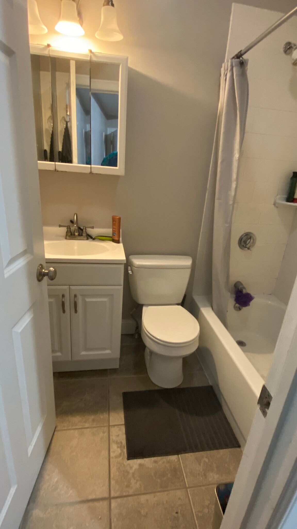 Building Photo - 23 St Lukes Rd