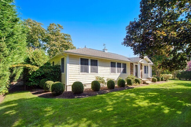 Building Photo - 54 Halsey Rd