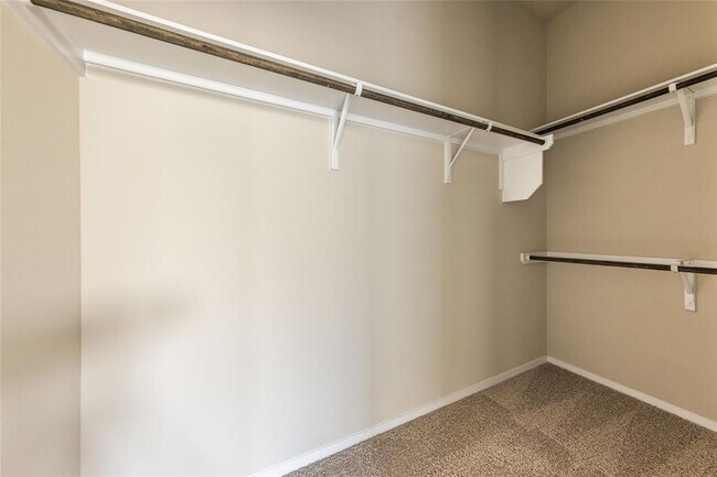 Building Photo - 205 Spiny Lizard Ln