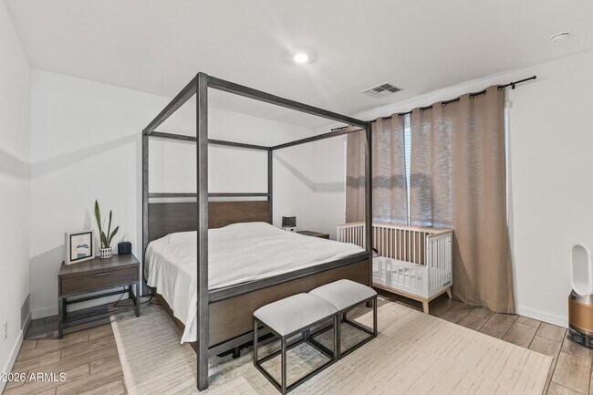 Building Photo - 9445 W Heatherbrae Dr