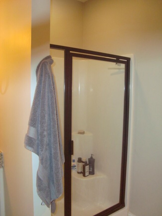 Building Photo - Home in Phenix City available to rent 10/2...