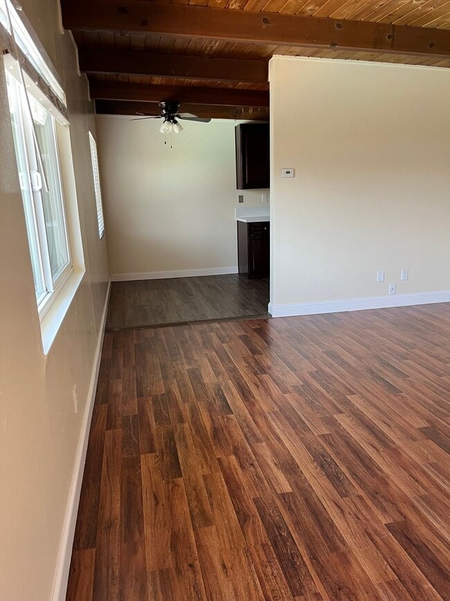 Interior Photo - Villa Fairlane