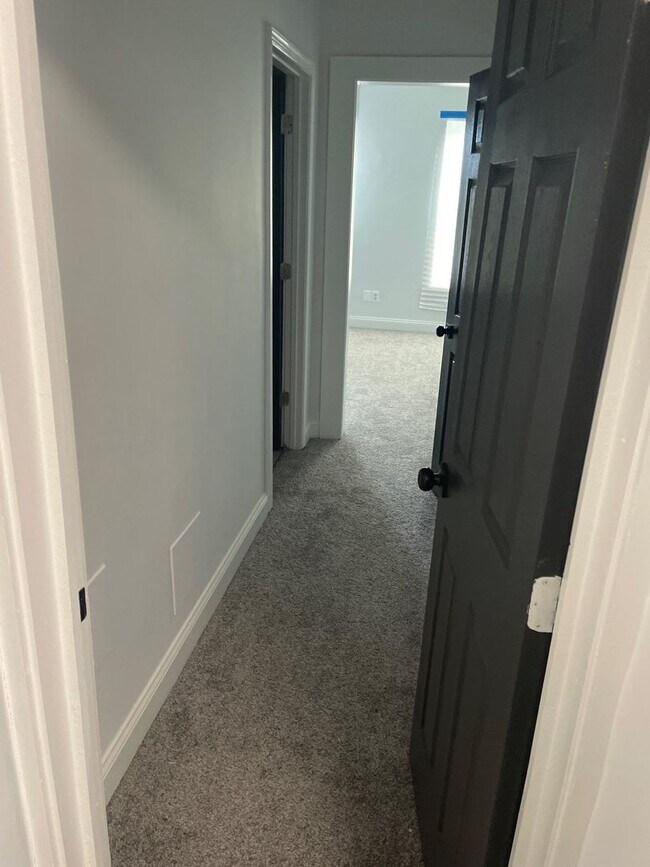 Building Photo - Historic Charm Meets Modern Comfort: 2BR Baltimore Townhouse with Private Yard