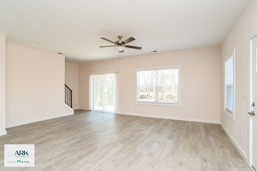 Building Photo - 169 Ruthaven Dr