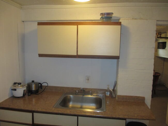 Building Photo - 5601 Wilkins Ave