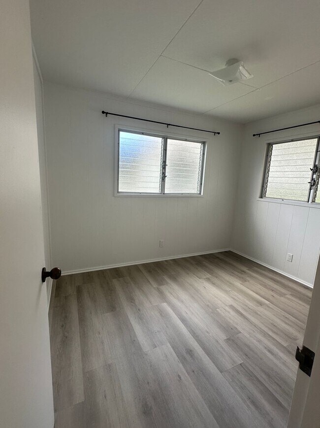 Building Photo - 3313 Manoa Rd