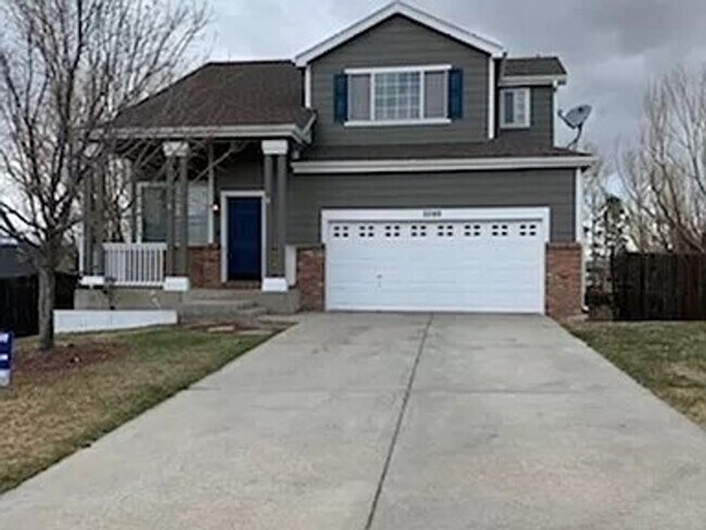 Building Photo - Beautiful 3 Bed / 3 Bath Home in Desirable D49!