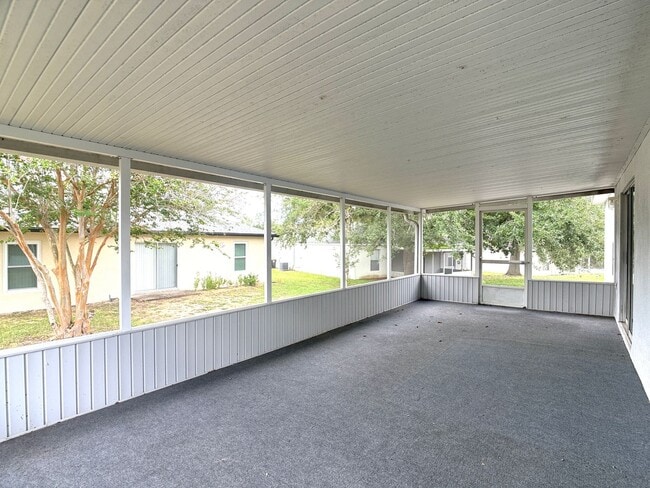 Building Photo - 287 S Walleye Dr