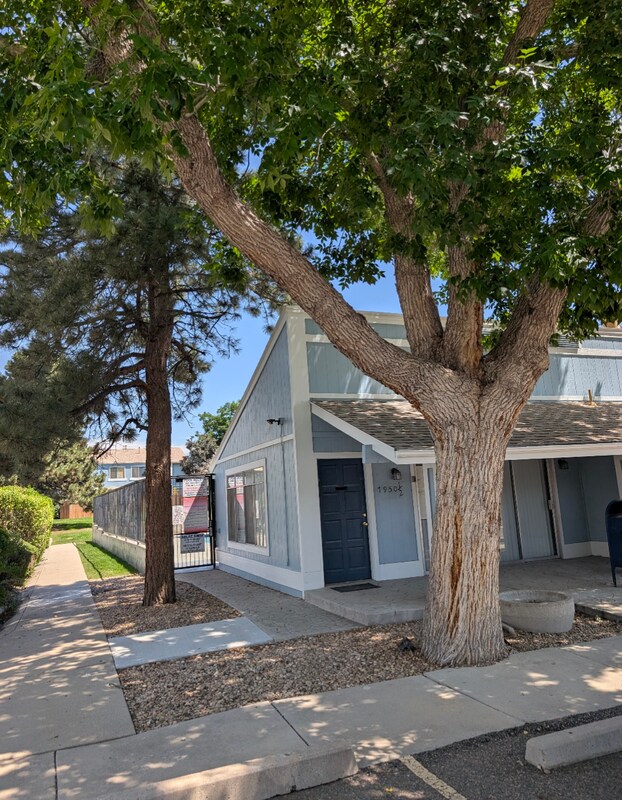 Building Photo - 7998 Chase Cir