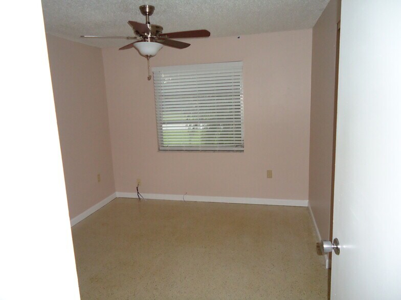 Bedroom #3 - 1622 S Hermitage Rd