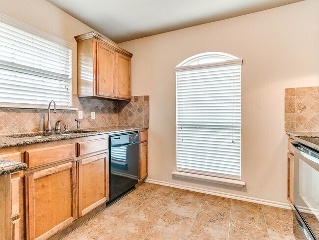 Building Photo - 3 Bed/2 Bath in Sonador of Montague Subdivision - Deer Creek Schools