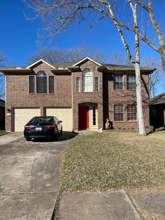 Building Photo - 17158 Summer Hollow Dr