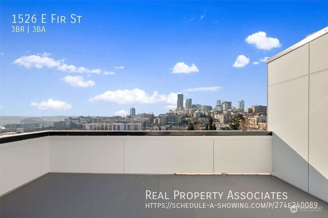 Building Photo - 1526 E Fir St