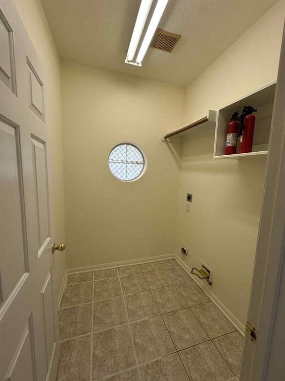 Building Photo - 15215 Millers Run Ln
