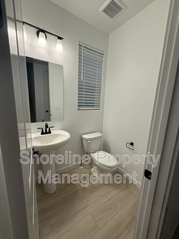 Building Photo - 12349 W Norterra Ln