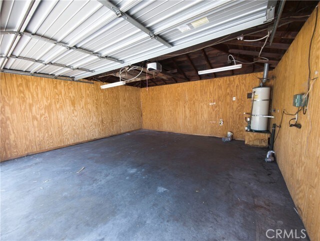 Building Photo - 5802 N Vista St
