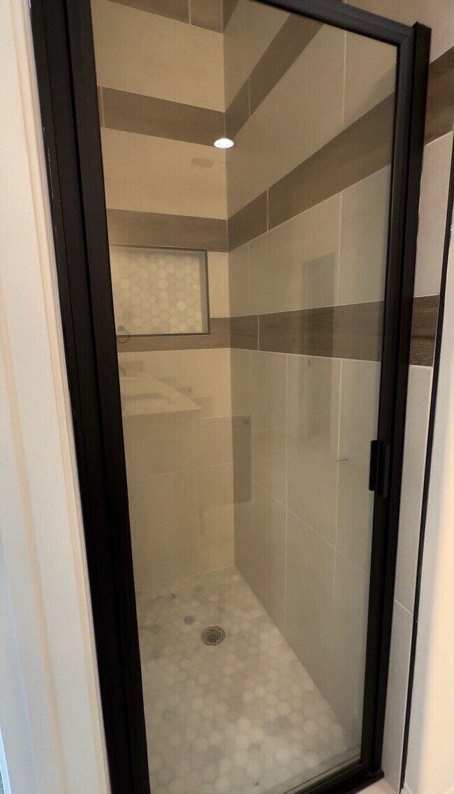 Building Photo - 7001 17th St