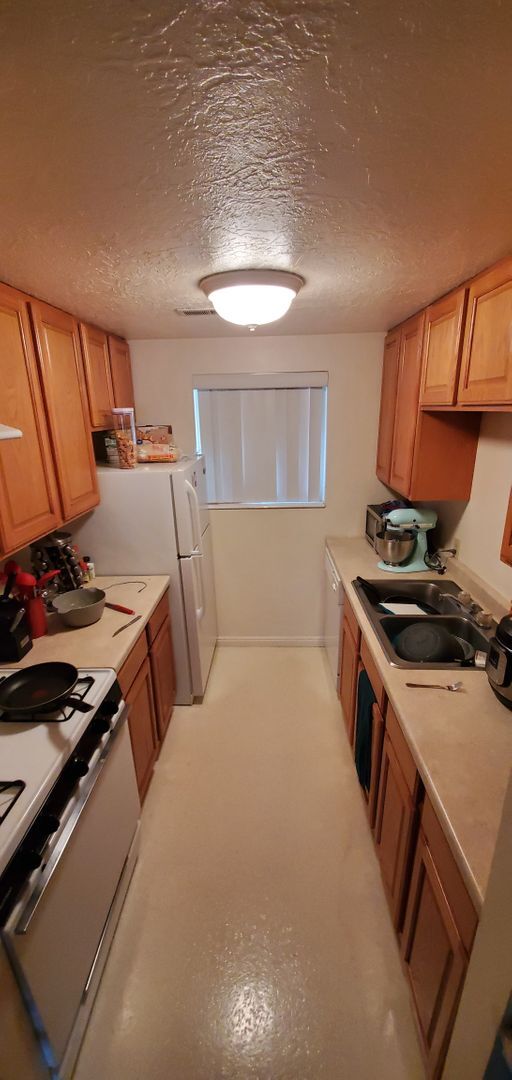 Building Photo - 1B/1B Pet Friendly Apartment South of BYU
