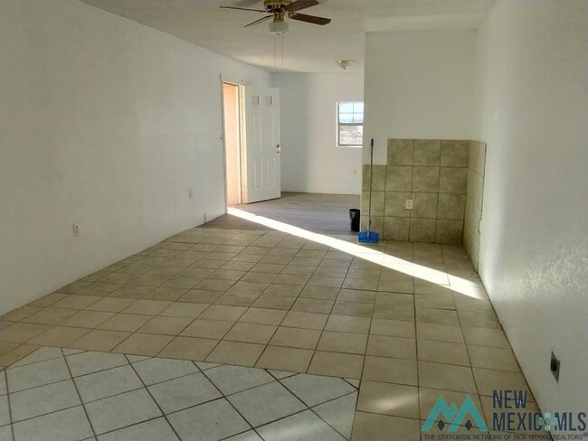 Building Photo - 890 Dodson Dr