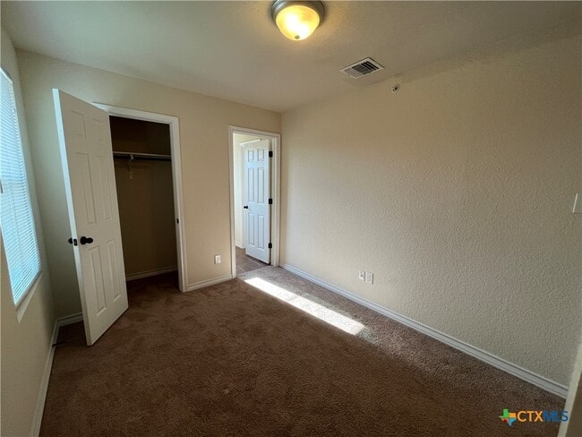 Building Photo - 14107 Veneto Dr