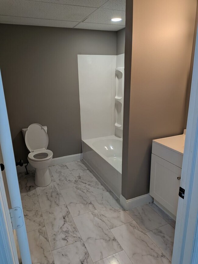 Building Photo - 1520-1524 Sanderson