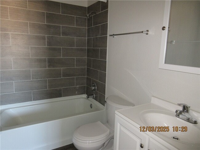 Building Photo - 3150 Gordon #B Dr