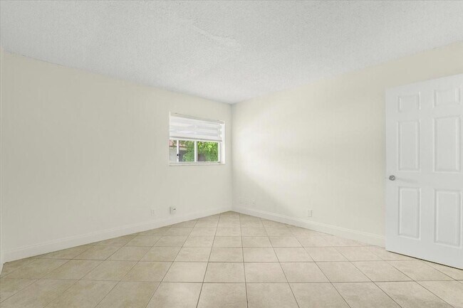 Building Photo - 10151 NW 35th St