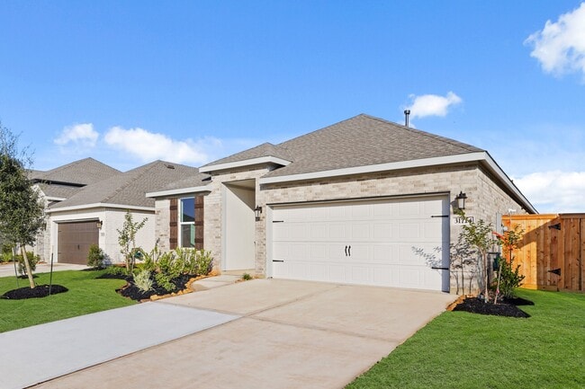 Building Photo - 31714 Blossom Ln